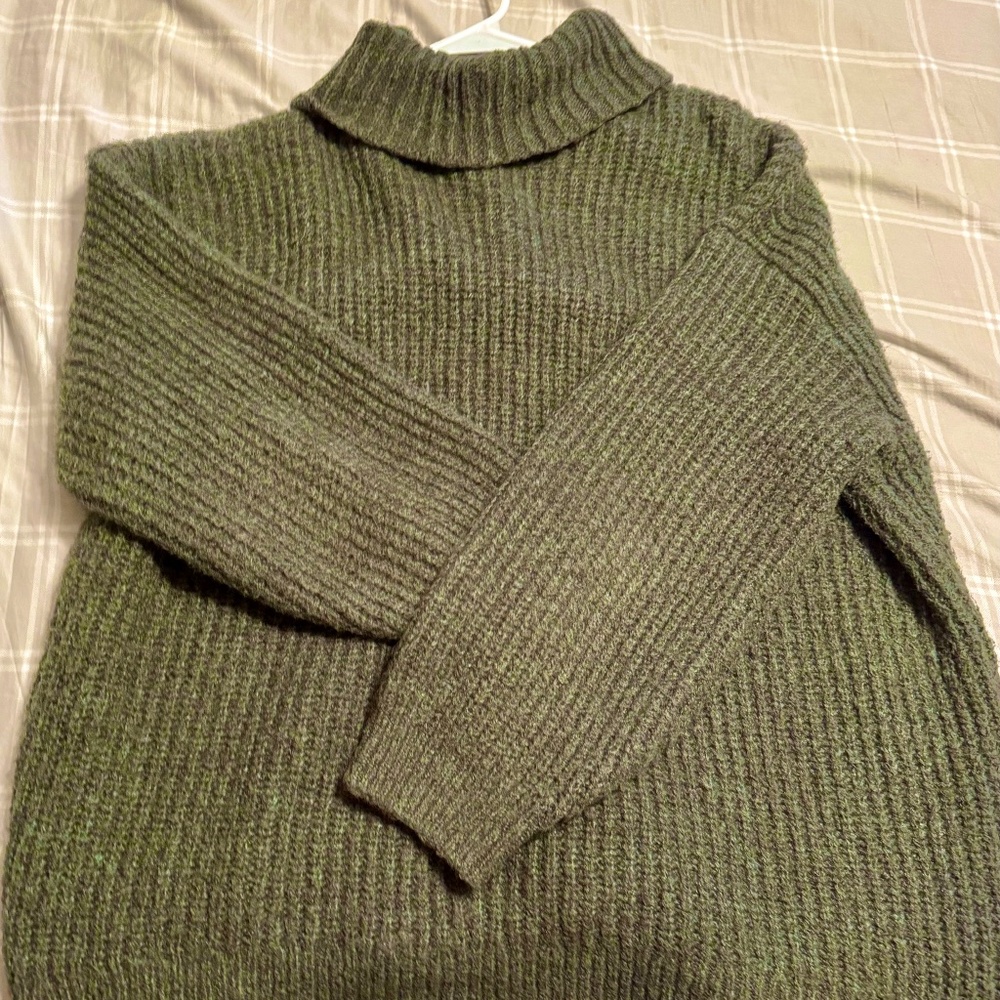 Green Knit Turtleneck | Old Navy | Heavy Sweater